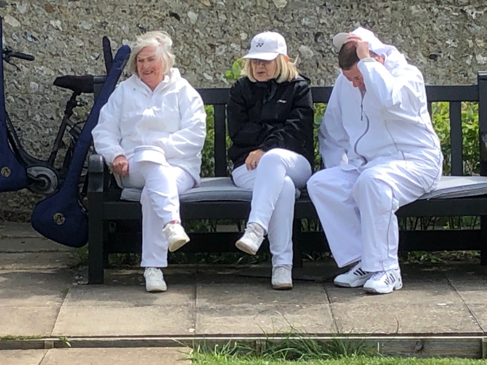 C:\Users\Brian\Documents\My Documents\Dad\Croquet Club\Chairman Newsletter\May 2019\EOM April Cold.JPG
