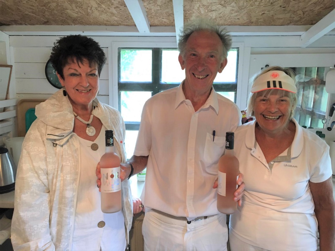 C:\Users\Brian\Documents\My Documents\Dad\Croquet Club\Chairman Newsletter\August 2019\EOM August 2019 Winners.jpg